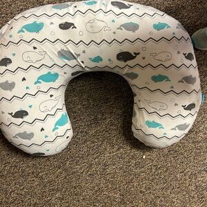 Boppy pillow with 2 free covers